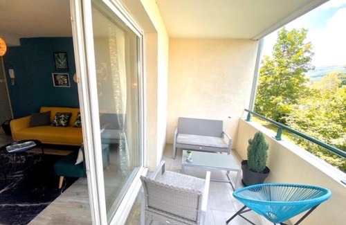 Annemasse Apartamento | SOBNB HAUT DU LEMAN 6- Magnifique appartement proche frontière av piscine