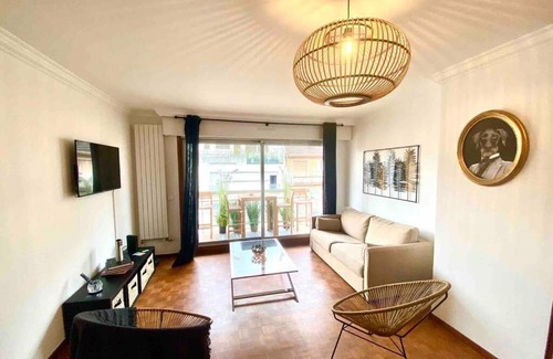 Annemasse Apartamento | SOBNB pasteur- Appartement 6 personnes centre Annemasse