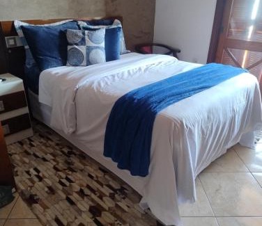 Jardim Sabara Casa | Sobrado 4 km do Shopping Iguatemi, Parque Germânia e Hosp Conceição