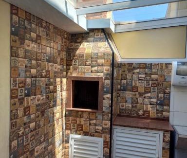 Guaratuba Casa | Sobrado aconchegante com Piscina Ar Condicionado 3 quartos a 150 metros do mar no Brejatuba