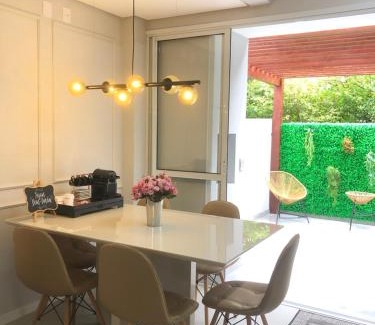 Cachoeira do Bom Jesus Apartamento | Sobrado Luxo a 600 metros da praia