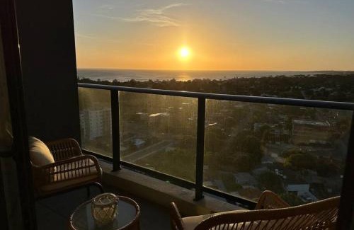 Punta del Este Apartamento | Sobre Shopping nuevo, a estrenar