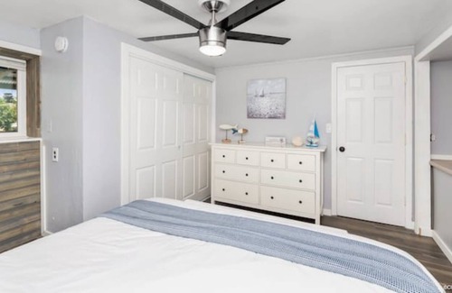 Central Escondido Casa | SoCal Charmer Oversized Saltwater Pool & Hot Tub
