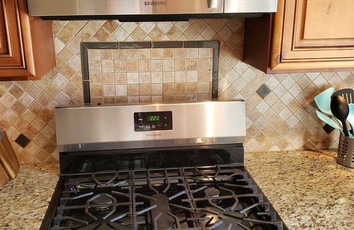 Downey Casa | SoCal Home Centrally Located for Travel and Entertainment