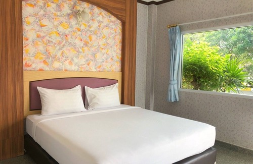Kamphaeng Phet Hotel | Soda Resort