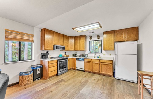 Tahoe National Forest Casa | Soda Springs Cabin, Less Than 1 Mile to the Slopes