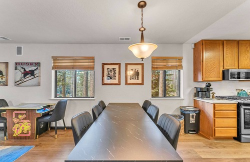 Tahoe National Forest Casa | Soda Springs Cabin, Less Than 1 Mile to the Slopes