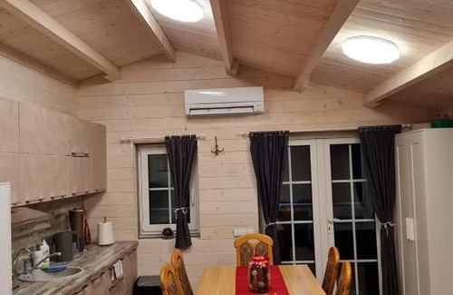 Kaunas County Casa | Sodybos Narūnas namelis po egle