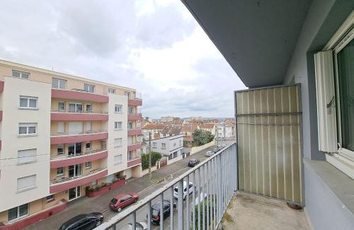 Laon Sud Apartamento | Sofia - grand appartement convivial
