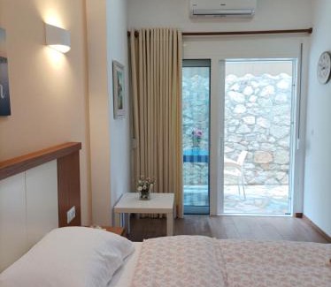 Himare Hotel | sofia's cozy rooms