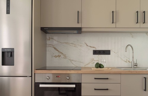 Koutouloufari Apartamento | Sofia's Modern Apartment 2, 15 minutes walk from Chersonisos center