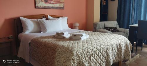 Volos Casa | Sofia's pottery house