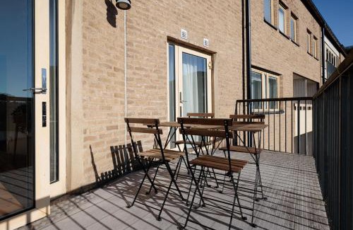 Katarina-Sofia Apartamento | SoFo flat w big private balcony