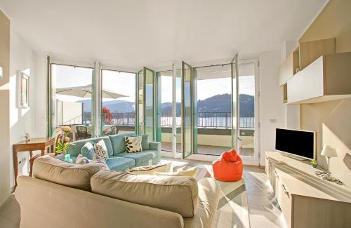 Laveno Apartamento | Sogno Sul Lago Lake Front - Happy Rentals