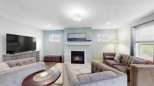 South Haven Casa | SoHa Year Round Heated Indoor Outdoor Pool