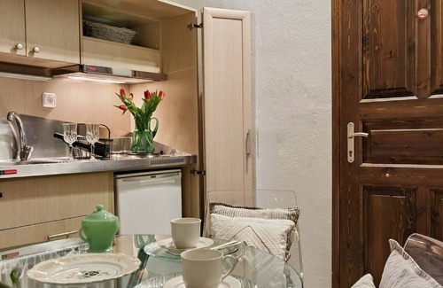 Old Town Rethymnon Casa | Sohora s Spring Sanctuary - Paradise Courtyard Gem