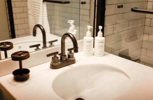 Ghent Apartamento | Sojourn at Colley Manor Unit 4