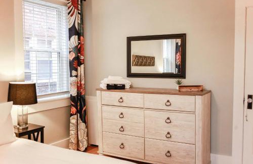 Ghent Apartamento | Sojourn at Colley Manor Unit 4