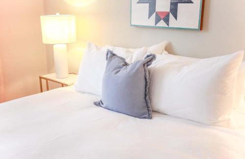 Ghent Apartamento | Sojourn at Colley Manor Unit 5