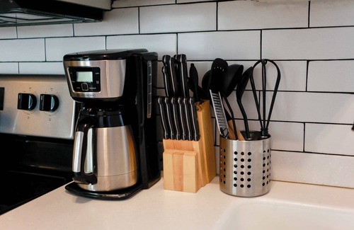 Norfolk Apartamento | Sojourn at Colley Manor Unit 6 Sleeps 4