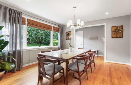 Baileys Crossroads Casa | Sojourn Beautiful Family Home with Beach Access & Backyard