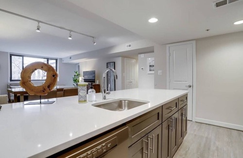 Court House Apartamento | Sojourn | Courtland Towers