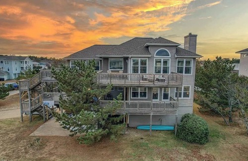 Sandbridge Casa | Sojourn Ocean Dreams Sleeps 18+