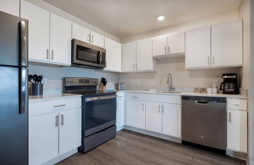 Las Colinas Hotel | Soka Suites Dallas - Las Colinas