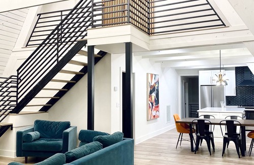 Knoxville Casa | SoKno A-Frame Escape - Sleeps 12