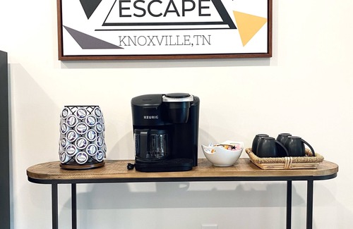 Knoxville Casa | SoKno A-Frame Escape - Sleeps 12