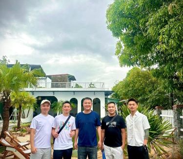 Hoa Lu Hotel | Sol Flow Retreat
