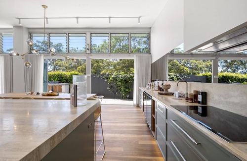 Macmasters Beach Casa | Sol House at Macmasters Beach - Boasting an incredible elevated ocean view, Sol House at Macmasters is the ultimate luxury house perfect for your next summer getaway or winter retreat with family.