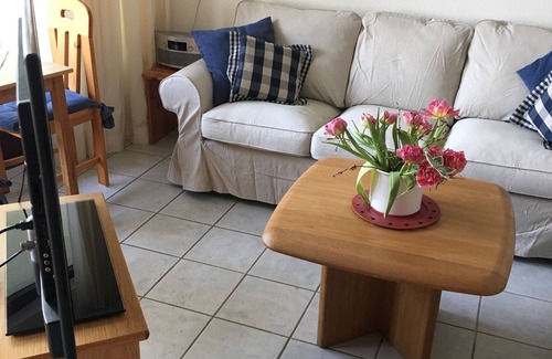 Kellenhusen Apartamento | Sol Mare: piscina sauna solarium WiFi estacionamiento bien equipado