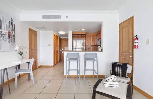 Puerta de Tierra Apartamento | Sol Studio | Stunning views in Condado