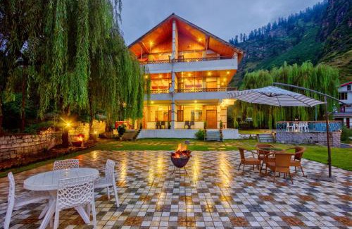 Burwa Casa | Solang Cottage By Snow City Farm