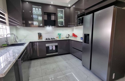 Northcliff Casa | Solar-powered cozy house with splash pool and jacuzzi