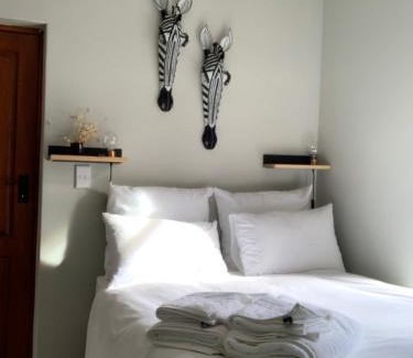 Constantia Apartamento | SOLAR POWERED - Heart of Constantia2
