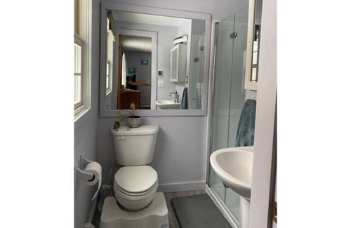 Waterbury Center Casa | Solar Powered & Centrally Located Waterbury Home