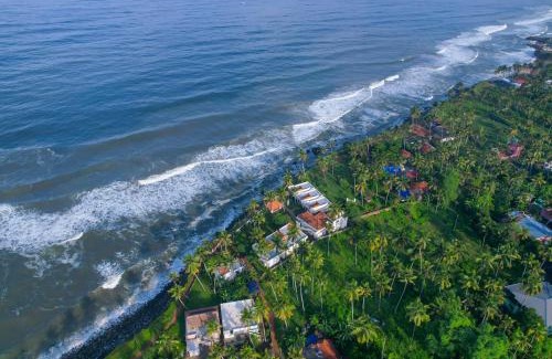 Varkala Complejo | Solaris Beach View Resort & Spa by VOYE HOMES