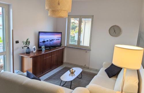 Marina di Davoli Apartamento | Sole di Davoli - Three Bedroom Apartment