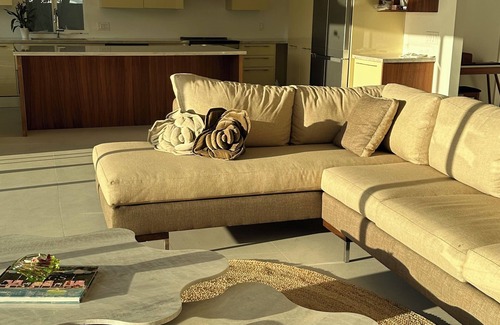 Bay Ho Casa | Soleil: a mid-century modern beach vibe