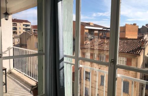 La Belle de Mai Casa | Soleil de mai