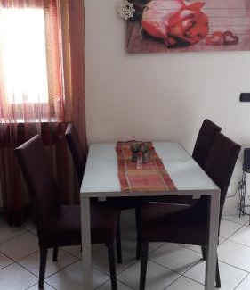Asti Apartamento | SoleLuna