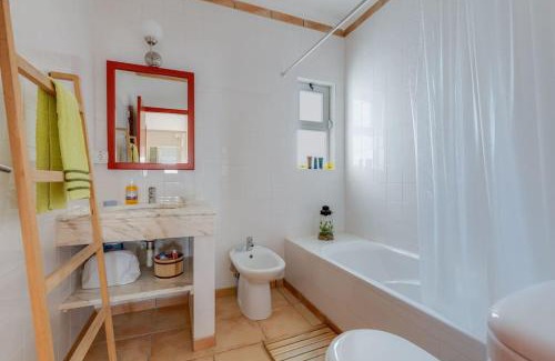 Vale de Centianes Apartamento | SOLEMAR - Ocean view 1 bedroom apart for 4 in Carvoeiro