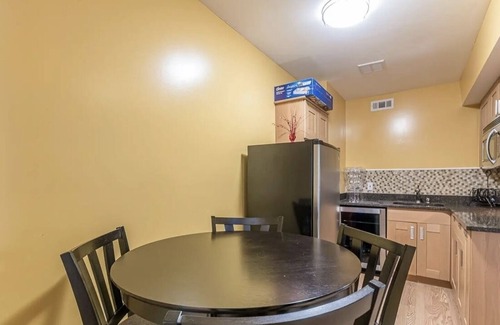 Tyrone Casa | Solitude And open space ! I’m home theatre