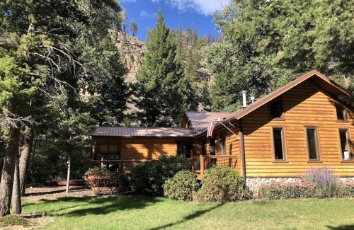 Clinton Casa | Solitude at Rock Creek, Quigley MT