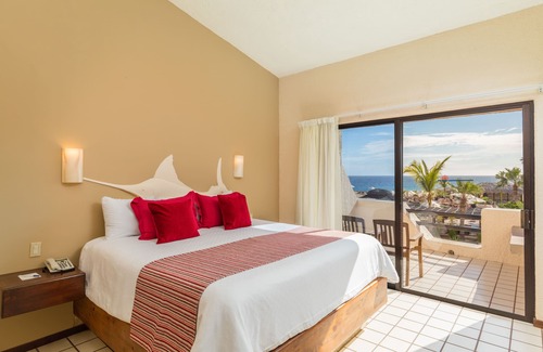 Marina Hotel | Solmar Resort