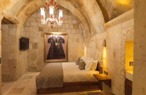 Ortahisar Hotel | Solo Cave Suites