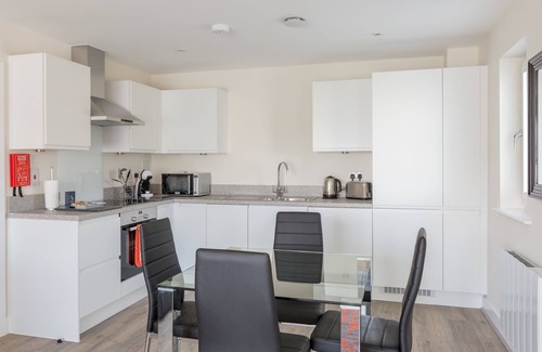 Rushmoor District Apartamento | Solstice House by House of Fisher