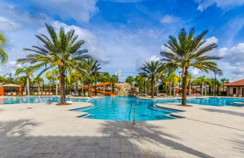 Loughman Casa | Solterra Getaway